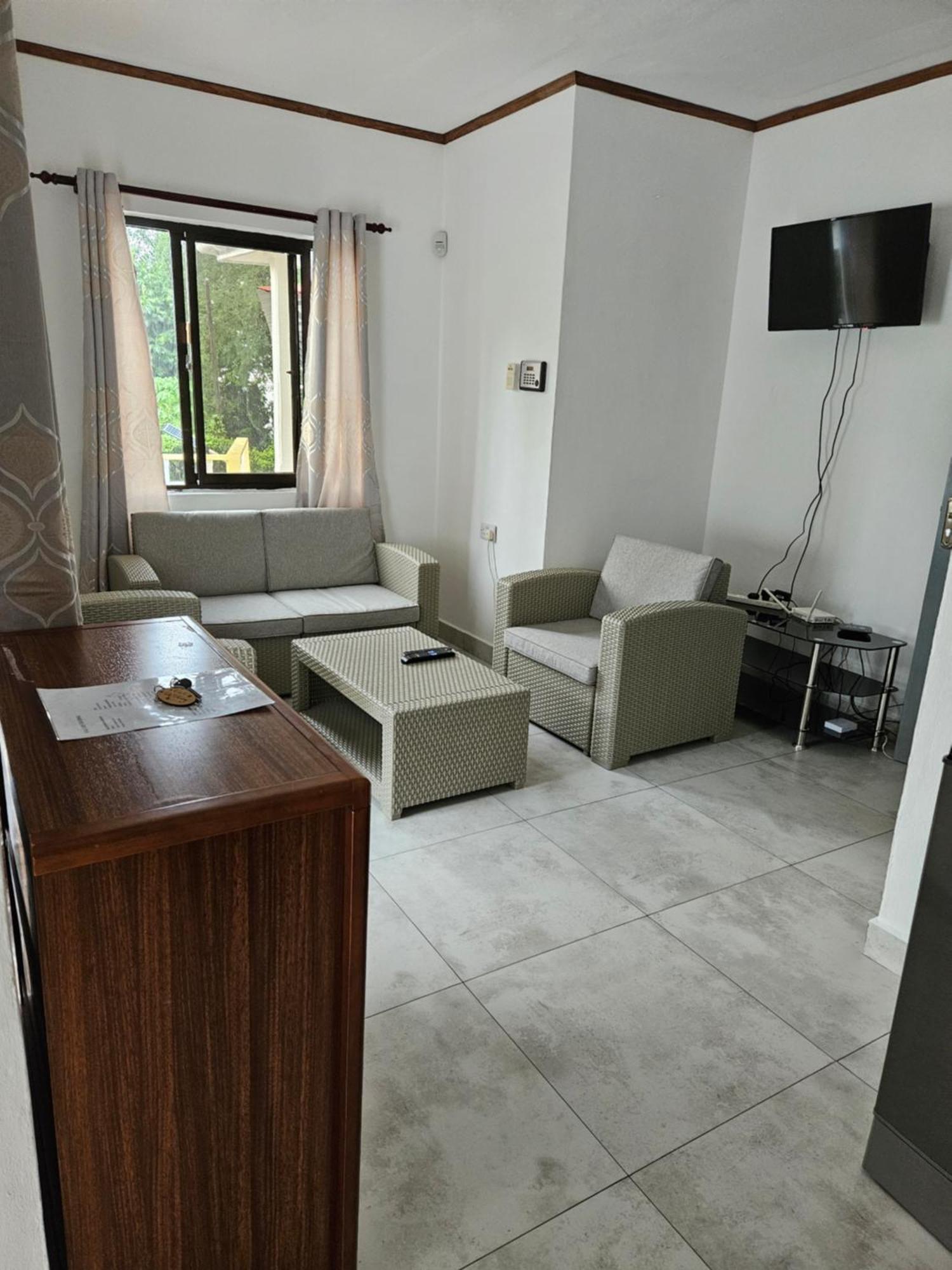 מלון בו ואלון E&E Self Catering מראה חיצוני תמונה
